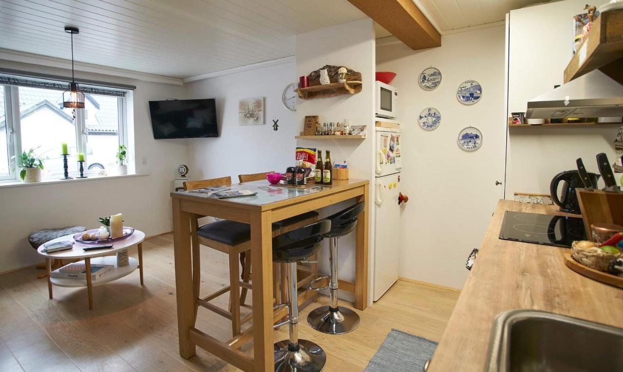 Romantic Klaksvik Apartment Exterior foto